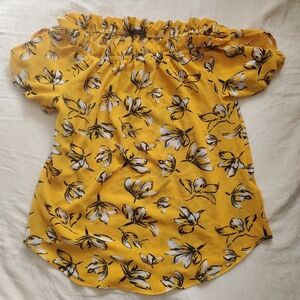 Suzy Shier Floral Off-Shoulder Yellow Top Size S